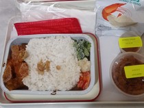 1746421663578-katering-jemaah-haji-lion-air-1746339684570_43