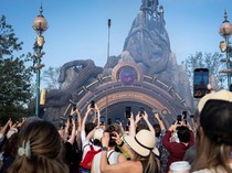 1747933567530-universal-epic-universe-dibuka-ada-wahana-harry-potter-super-nintendo-world-1747893621346_43