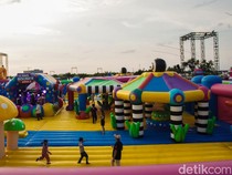 1750547117199-seru-ada-bounce-playground-raksasa-di-pik-2-1750424839667_43