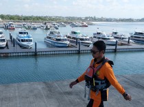 1754521501207-pelabuhan-sanur-lumpuh-usai-kapal-wisata-tenggelam-1754459519905_43