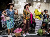 1758518589134-festival-bukit-jatiwayang-jejak-sejarah-yang-dirawat-lewat-kebersamaan-1758460118078_43
