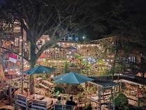 1761391223634-rummah-goa-kafe-artistik-seperti-negeri-dongeng-milik-seniman-dik-doank-1761371422387_43