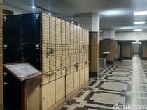 1761499251174-berada-di-lantai-dasar-museum-bank-mandiri-ruang-safe-deposit-box-memberi-kesan-kerahasiaan-yang-mendalam-1761485461577_43