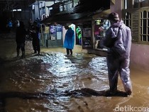 1761499378814-permukiman-warga-lembang-terdampak-banjir-bercampur-lumpur_43