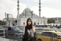 1761672135576-liburan-yasmin-napper-di-turki-1761648466940_43