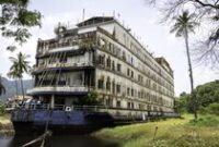 1761737118484-misteri-hotel-mewah-thailand-yang-berubah-jadi-kapal-hantu-1761710438144_43