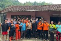 1761758611575-evakuasi-pendaki-gunung-muria-1761707398948_43