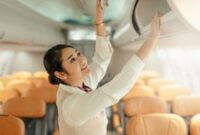 1761888146899-ilustrasi-pramugari-1752122745112_43