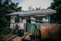 1761888345655-harap-harap-cemas-suku-balik-7_43