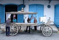 1762169239240-paku-buwana-xiii-berpulang-kereta-pusaka-pralaya-disiapkan-untuk-prosesi-adat-1762074373438_43