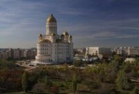 1762406520080-gereja-ortodoks-terbesar-di-dunia-1762314428937_43