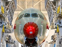 1762708951723-penampakan-pesawat-qantas-a350-1000ulr-yang-akan-terbang-non-stop-selama-22-jam-1762665896226_43