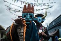 1763227219067-tradisi-dan-warna-warni-di-festival-coscomatepec-1763203426133_43