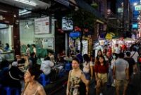 1763292122035-ramainya-wisata-kuliner-di-pecinan-bangkok-surga-jajanan-turis-1750167854393_43