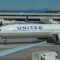 1763356962873-ilustrasi-united-airlines-boeing-777-300-oer_43