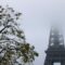 1763400121361-paris-berkabut-menara-eiffel-tampil-dengan-pesona-berbeda-1763351069228_43