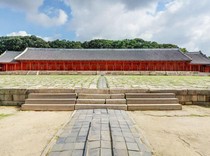 1763463921919-kuil-jongmyo-1762320232634_43