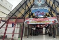 1763571899866-umkm-di-kawasan-eks-lokalisasi-dolly-kini-redup-1763529571946_43