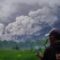 1763701505794-semeru-erupsi-awan-panas-menggulung-lereng-sumberwuluh-1763608400438_43