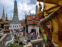 1763982296604-menyusuri-megahnya-grand-palace-bangkok-1749645467767_43