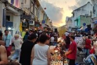 1764673511351-sunday-night-market-di-old-phuket-town-phuket-2_43