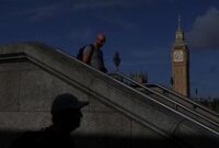 1764932711744-ikon-london-menara-elizabeth-alias-big-ben-jadi-spot-favorit-wisatawan-1756720620651_43