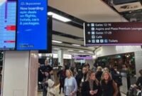 1764954302537-bandara-edinburgh-berhentui-beroperasi-karena-masalah-teknis-1764934552862_43