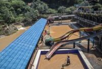 1764954309875-wisata-lembah-curugan-di-bandung-barat-rusak-gegara-banjir-1764918906833_43