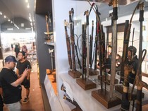 1765170293620-pameran-bilah-nusantara-angkat-mandau-menuju-pengakuan-unesco-1765090674201_43