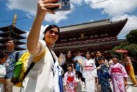 1765343096530-mengunjungi-sensoji-temple-kuil-paling-ramai-di-tokyo-3_43