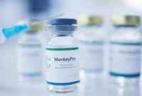 1765364699722-ilustrasi-vaksin-monkeypox-mpox-atau-cacar-monyet_43