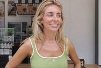 1765472685783-bintang-porno-asal-inggris-tia-emma-billinger-26-alias-bonnie-blue-mendatangi-kantor-imigrasi-kelas-i-khusus-tpi-ngurah-rai-ba-1765355722217_43