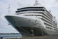 1765559091044-kapal-pesiar-silver-moon-bersandar-di-dermaga-internasional-pelabuhan-benoa-denpasar-bali-jumat-14112025-foto-dok-pelindo-bali-1763194422455_43