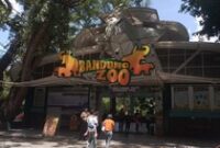 1765645485911-suasana-bandung-zoo-di-h-1-lebaran-1743318398307_43