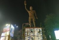 1765688677400-lionel-messi-ke-india-lionel-messi-patung-messi-patung-lionel-messi-india-kolkata-1765560499873_43