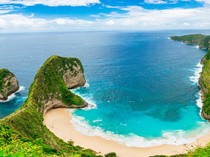 1765688682183-pantai-kelingking_43