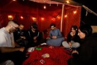 1765775106107-perkemahan-gurun-samawah-pesona-alam-irak-jadi-daya-tarik-wisata-1765709013444_43