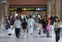 1765775110628-kepadatan-penumpang-di-bandara-internasional-i-gusti-ngurah-rai-badung-bali-dok-bandara-ngurah-rai-1748604309805_43