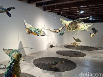 1765883081595-pameran-jaring-bekas-ghost-net-awakening-the-drifting-giants-di-museum-bahari-jakarta-utara-1765877987002_43