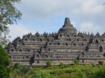 1765883088346-candi-borobudur-1752054296933_43