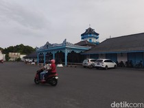 1766034286054-suasana-keraton-kasunanan-surakarta-sabtu-13122025-1765625018705_43