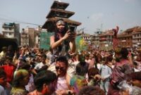1766055946735-semarak-festival-warna-di-nepal-1741861535547_43