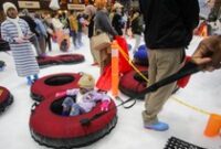 1767373495098-main-salju-bareng-keluarga-trans-snow-world-ramai-saat-libur-sekolah-1767346971705_43