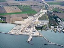 1768388736611-terowonng-bawah-air-terpanjang-fehmarnbelt-yang-menghubungkan-denmark-dan-jerman-1768196833897_43